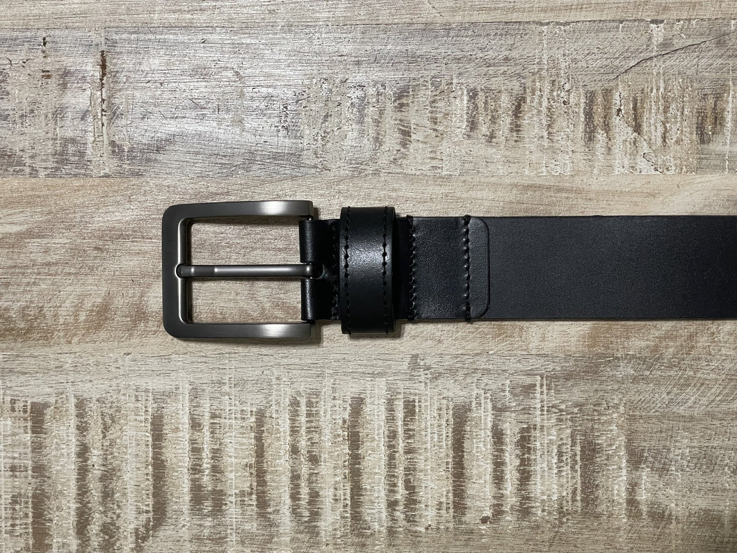 Black thick leather belt