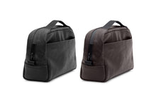 Load image into Gallery viewer, León Stash-n-go Full Grain Leather Pouch (Tech, Toiletry Bag, Dopp Kit)