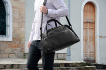 Load image into Gallery viewer, León Duffel/Weekender Carry-On Full Grain Leather Bag