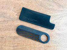Load image into Gallery viewer, Carbon Fiber Combs (Handmade in Chicago)

